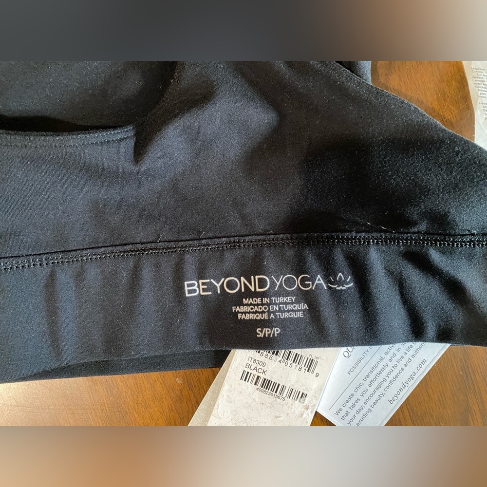 Beyond Yoga NWT Powerbeyond Bra SM - Picture 6 of 7